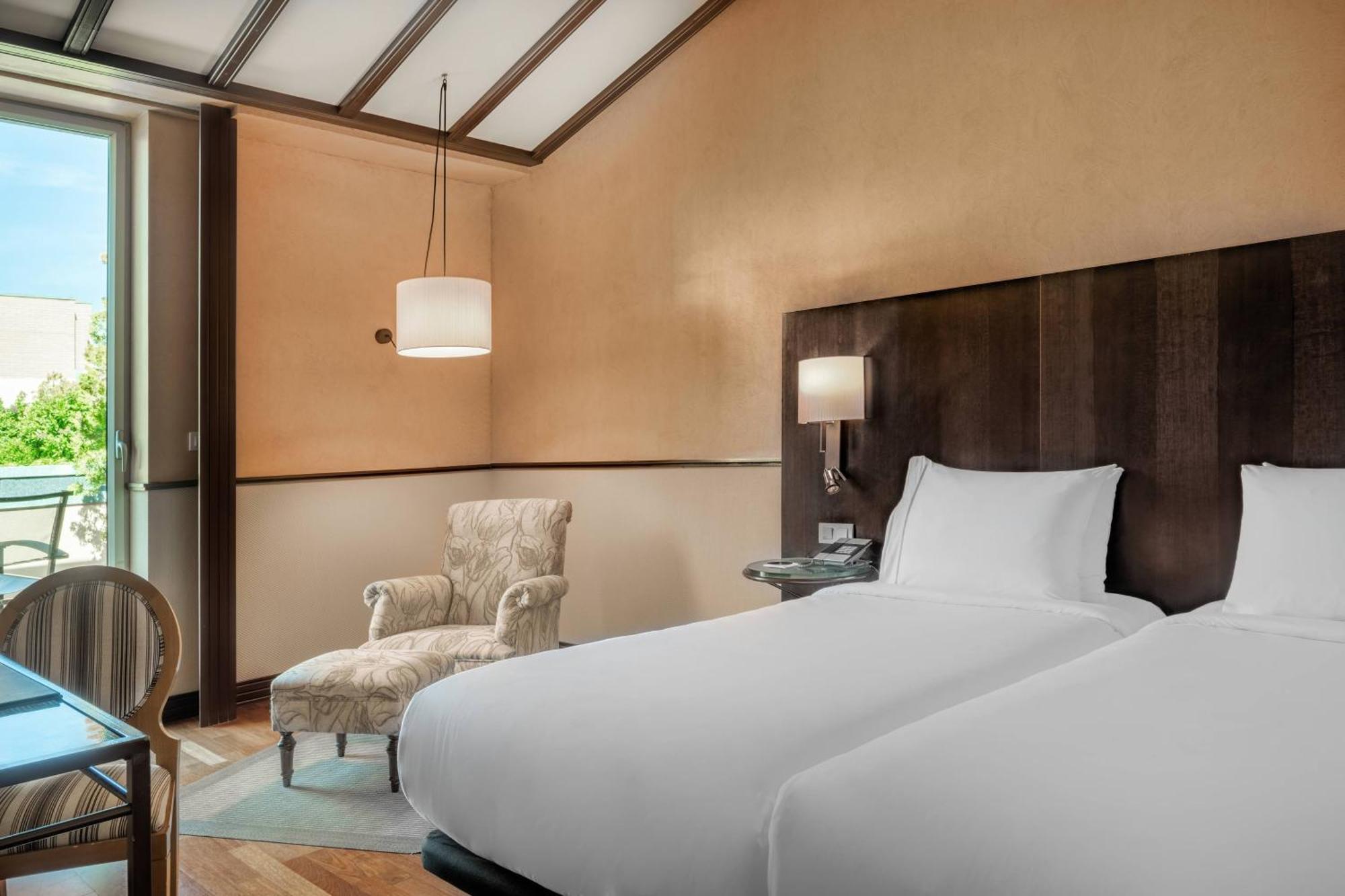 Ac Hotel Ciudad De Tudela By Marriott Εξωτερικό φωτογραφία